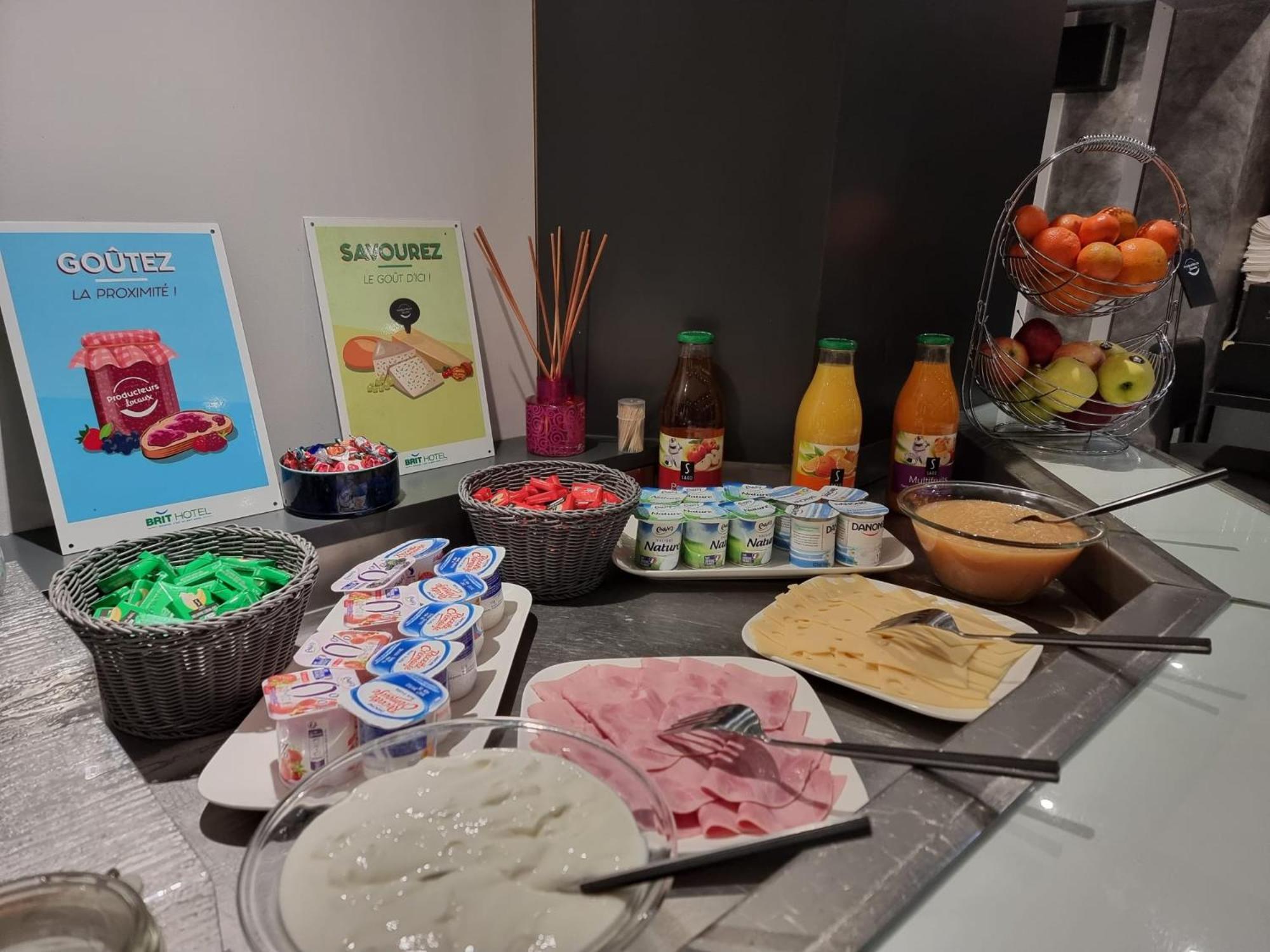 Brit Hotel La Bonne Etape 에브뢰 외부 사진