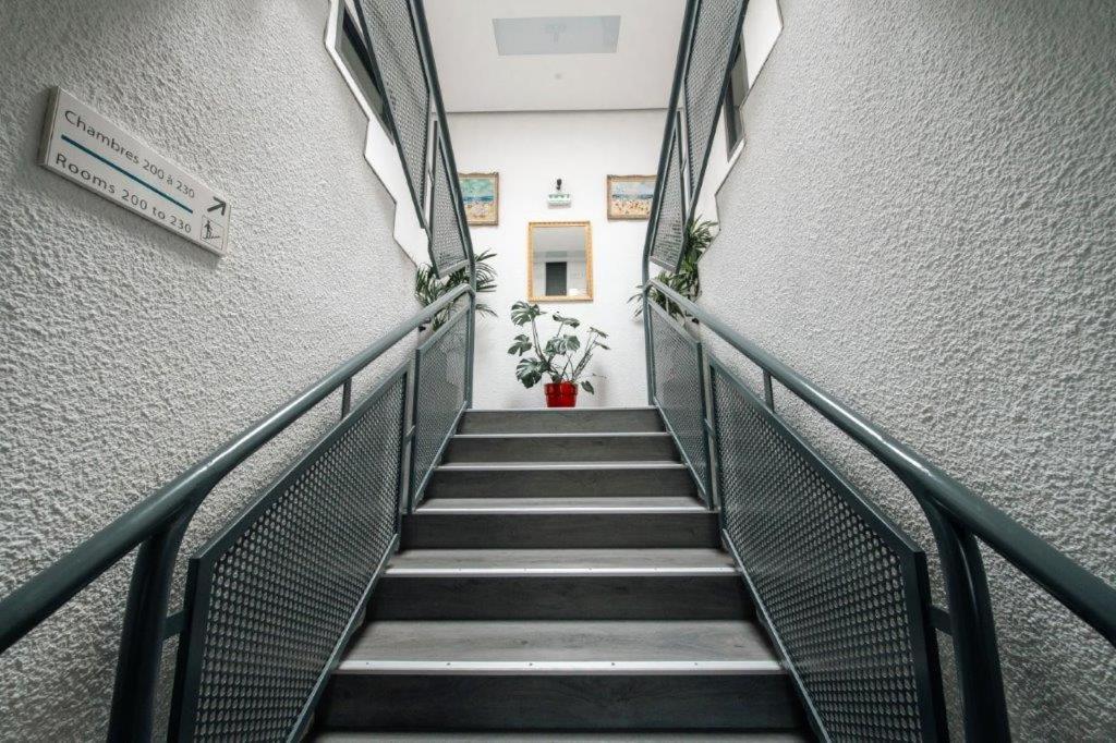 Brit Hotel La Bonne Etape 에브뢰 외부 사진