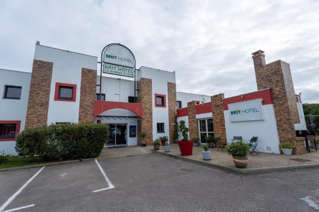 Brit Hotel La Bonne Etape 에브뢰 외부 사진