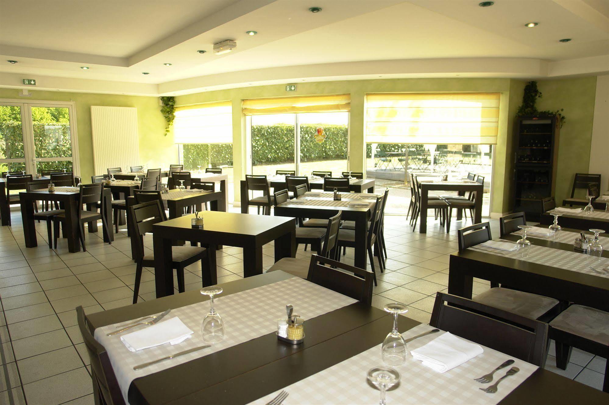 Brit Hotel La Bonne Etape 에브뢰 외부 사진